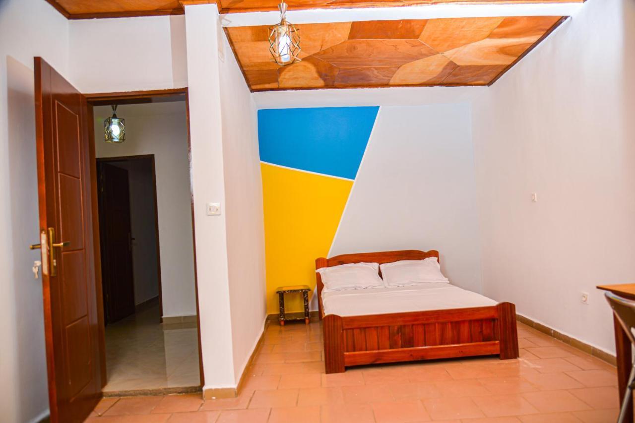 Appartement Meuble 2 Chambres Avec Salle De Bain - 1 Salon - 1E Cuisine - La Concorde - Quartier Nkomkana Yaoundé Dış mekan fotoğraf